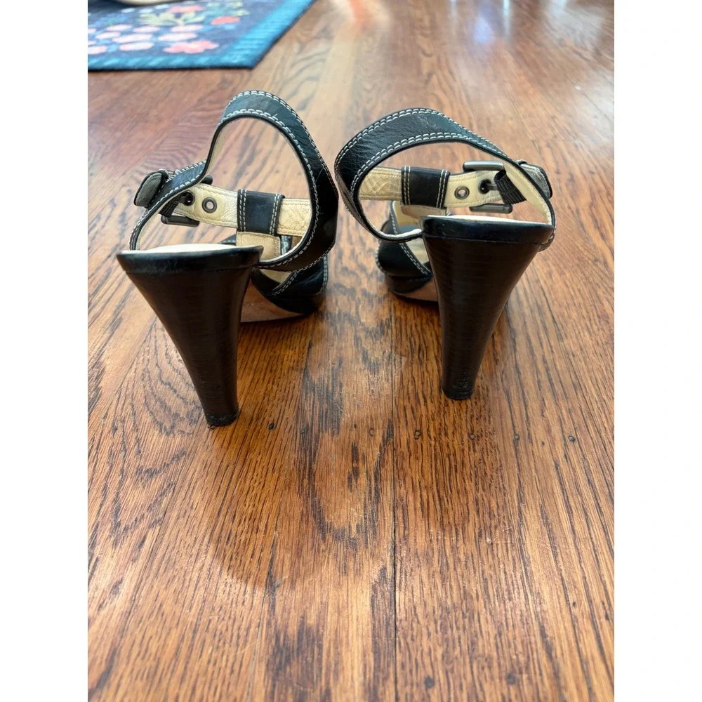 Coach Womens Black Leather T-Strap Platform Sandals Contrast Stitch Heels 7.5 B